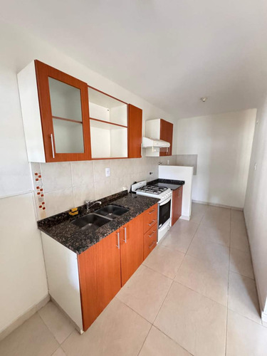 Alquiler Duplex De 2 Dormitorios Escritorio Con Garage Y Patio Zona - Orfeo Superdomo - Veni A Conocerlo!!!