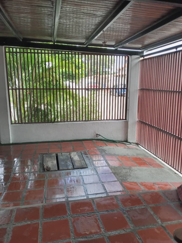 Imagen 4 de 18 de Casa En Venta Ciudad Jardin Cagua