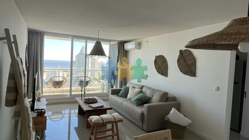 Apartamento De 1 Dormitorio En One Ii , Punta Del Este  - Ref : Eqp5755