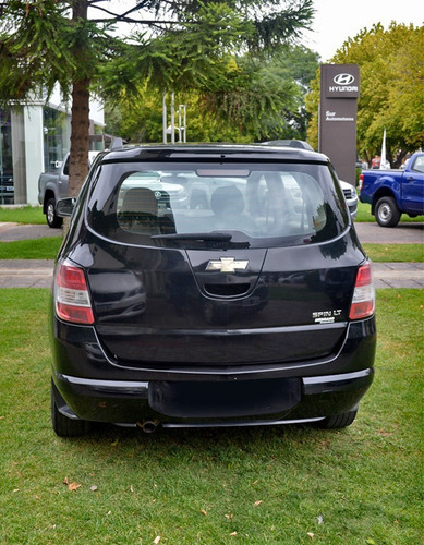 Imagen 8 de 15 de Chevrolet Spin Lt Mt 1,8
