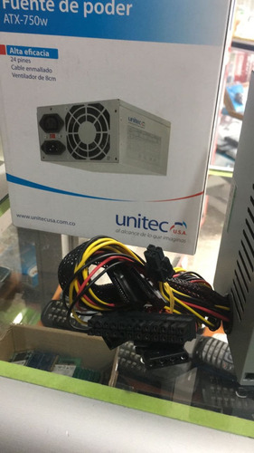 Fuente De Poder  Unitec 750 W Sata  De 20 Y 24 Pines