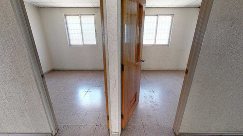 Imagen 10 de 18 de Arriendo Oficinas - Terreno - Oportunidad