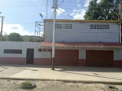 Galpón en alquiler