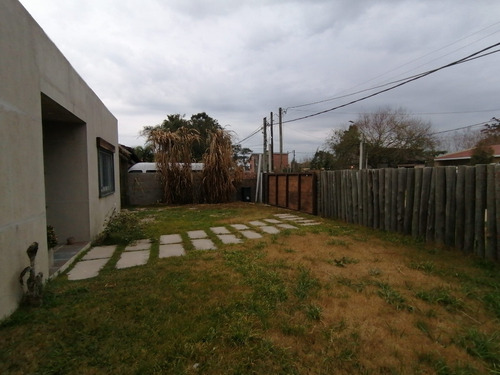 Se Vende Casa En El Pinar Sur Con Muy Buena Renta , Atencion Inversores!!!! A Pasos Del Mar , 3 Dorm. Divina Zona