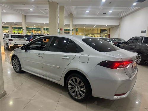 Toyota Corolla 2.0 Vvt-ie Xei