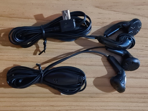 Sucata 2 Celulares Positivo P20 S/ Bateria P/ Retirada Peças