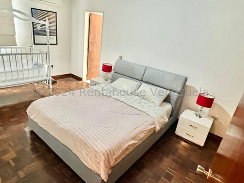 Alquiler De Amplio Apartamento En Las Mercedes / Cl. Mls-24-18737