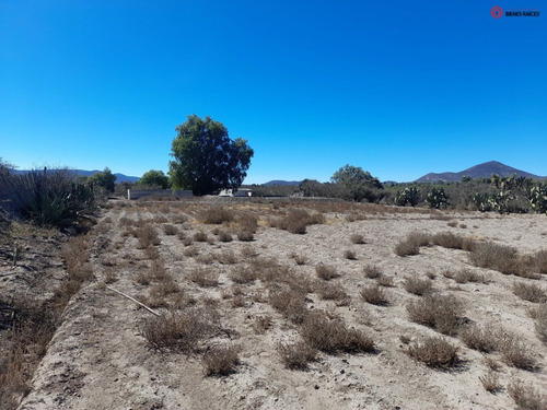 Terreno Con Construcción En Santiago De Anaya