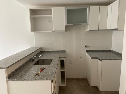 Imagen 1 de 9 de 1 Dormitorio De 42 M2 - Pasco / España