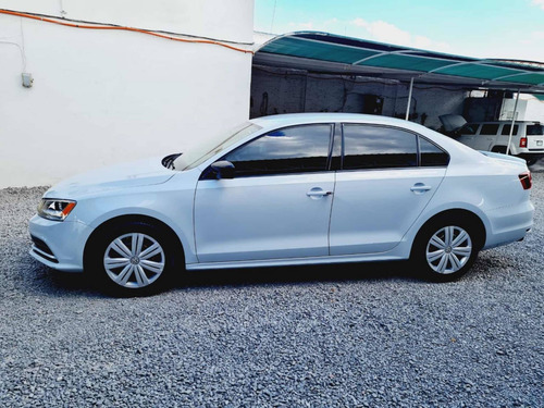 Imagen 3 de 15 de Volkswagen Jetta 2017 2.5 Comfortline Mt