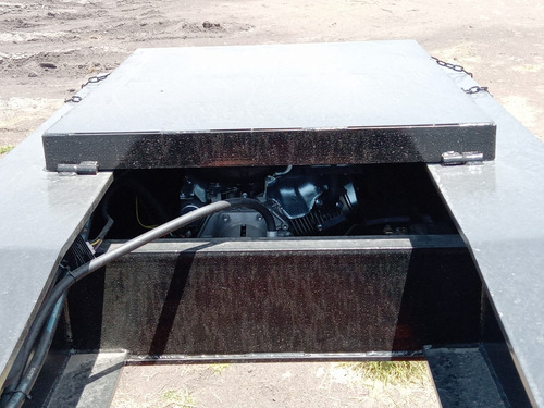 Venpol Lowboy Cuello Desmontable 4 Ejes Cap 80ton 2025
