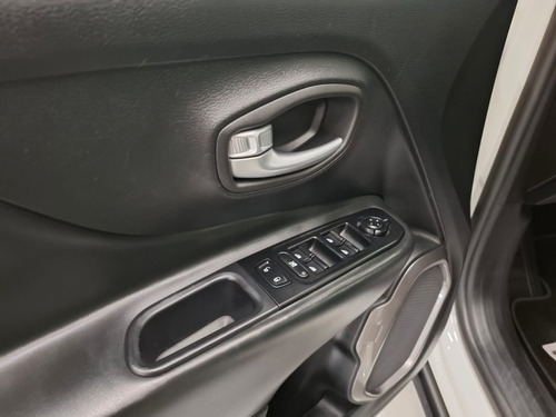 Jeep Renegade 1.8 16V FLEX LIMITED 4P AUTOMÁTICO