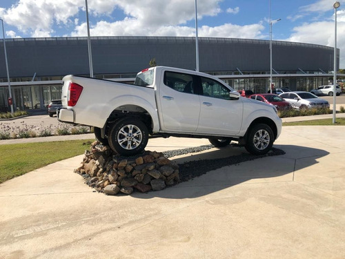 Nissan Frontier Np300 Xe At 4x4 2.5 2022 0km