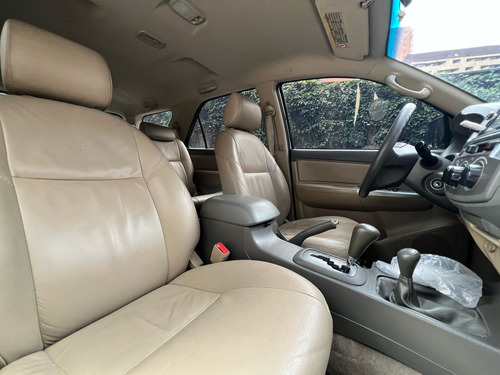 Toyota Fortuner 2.7l 4x4