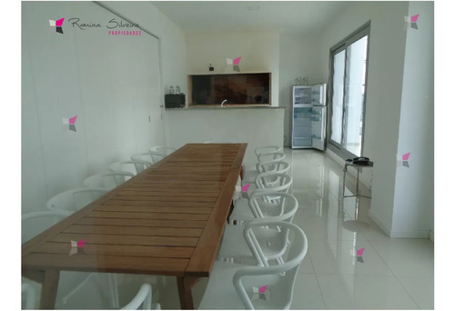 Venta De Apartamento De 2 Dormitorios En Torre Esmeralda Punta Del Este