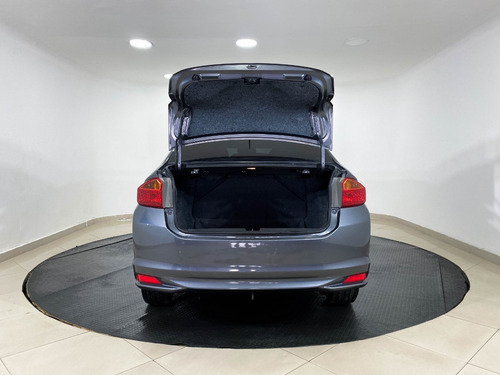 Imagem 8 de 19 de Honda City