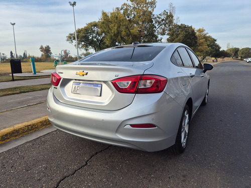Chevrolet Cruze 1.4 Lt At Sedan