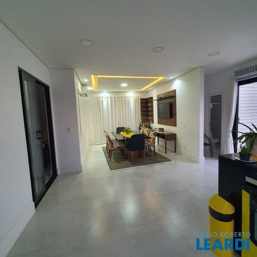 Imagem 10 de 15 de Casa Em Condomínio - Alphaville Nova Esplanada - Sp - 638226