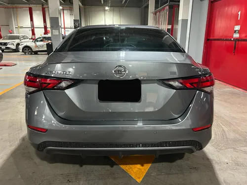 Nissan Sentra 1.8 Advance Cvt