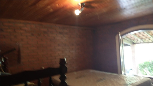 Imagem 12 de 30 de Chácara 15mil M2, Rica Em Água Com Nascentes, Tanque Com Peixes E Rio, Casa Sede Com 3 Dormitórios /1suíte, Casa Caseiro, Canil, Baia, Pomar, Piscina - Ch00253 - 70809480