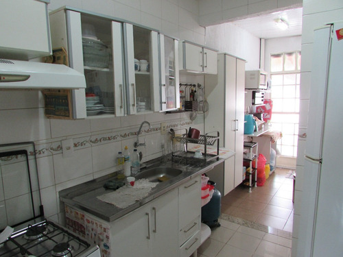 Excelente Casa Geminada Com Entrada Individual - 2 Quartos,