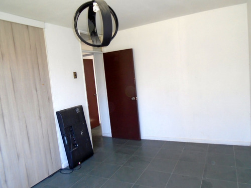 Primer Piso 3d 1b 84 M2 ..excelente Conectividad