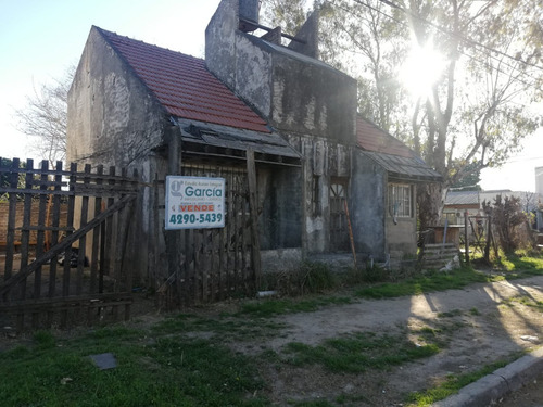 Imagen 1 de 3 de Casa Para Remodelar En Venta