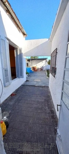 Imagen 7 de 17 de Casa A La Venta - 3 Dormitorios - 3 Baño - Piscina - Cochera 2 Autos - Santa Ana - Cerrito