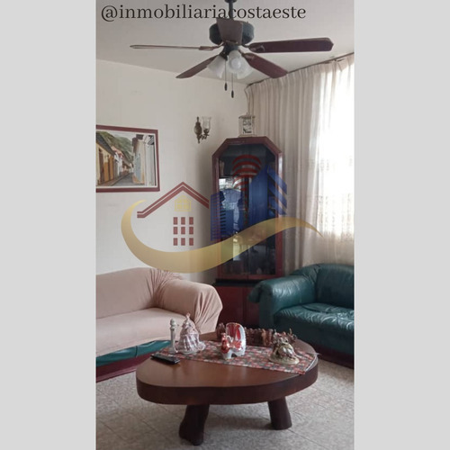 Imagen 2 de 11 de Casa En Venta En Los Corales 5 Hab. 6 Baños Ref 213
