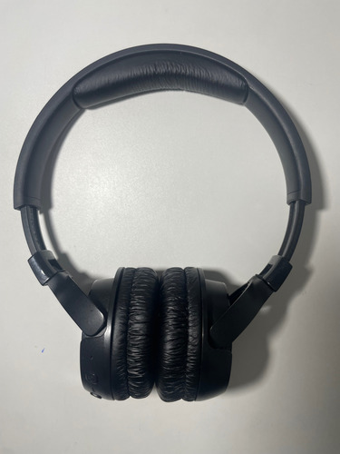 Fone De Ouvido Bluetooth Sem Fio Tune 600btnc Jbl - Preto Preto (Usado)