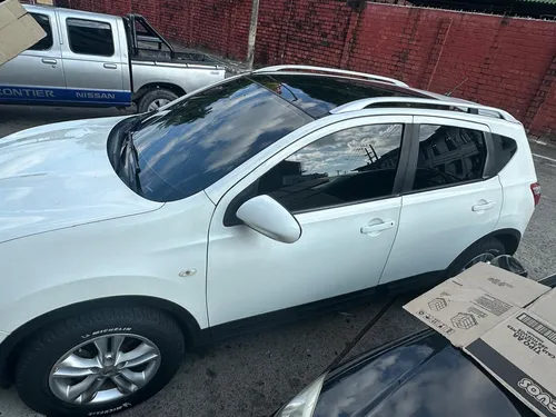 Nissan Qashqai 2.0l 4wd +2 4x2