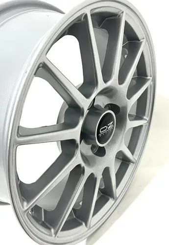 Rodas Aro 15 4x100 Oz Racing Turismo Vx47 Liga Leve / Jogo Cor