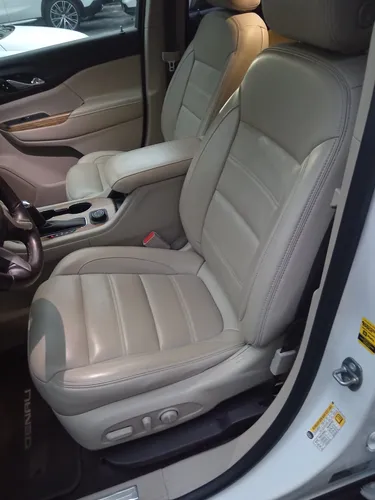 GMC Acadia 3.7 Denali At