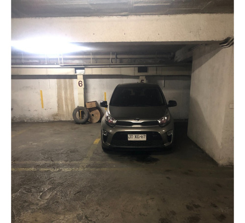 Se Vende Oficina Amplia Asolada En Calle Cochrane Valpo