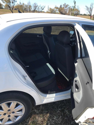 Volkswagen Gol Hatchback 1.6 Power A/c Full