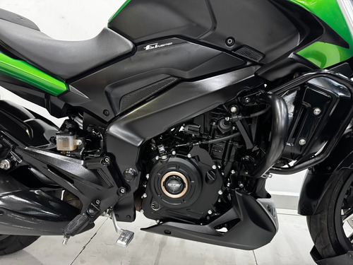 Bajaj Dominar 400t Abs 2023 Verde 17.000 Km