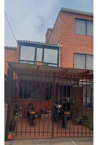 Casa Unifamiliar Con Terraza En Venta Belen Las Violetas Medellín
