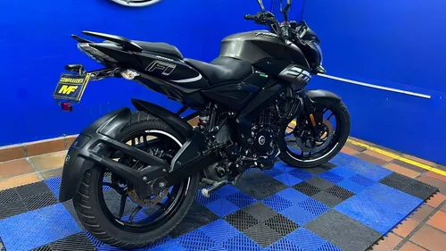 Pulsar Ns 200 Fi Bajaj
