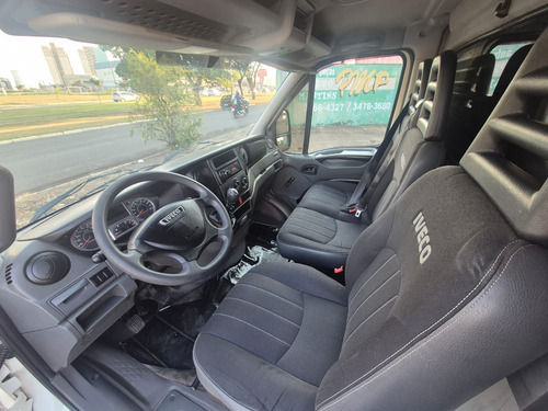 Iveco Daily 35s14 Diesel Chassi Cabine Turbo Intercooler