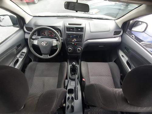Imagen 15 de 25 de Toyota Avanza 5 Pts Le Ta A/ac Ba R-14