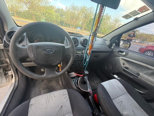 Ford Fiesta 1.6 Ambiente Plus