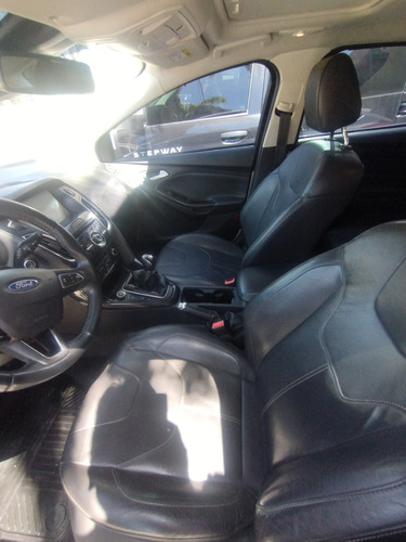 Ford Focus III 2.0 Sedan Titanium At6