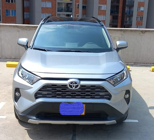 Toyota RAV4 2.5 Street