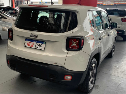 Imagem 6 de 12 de Jeep Renegade 2018 1.8 Flex Aut. 5p