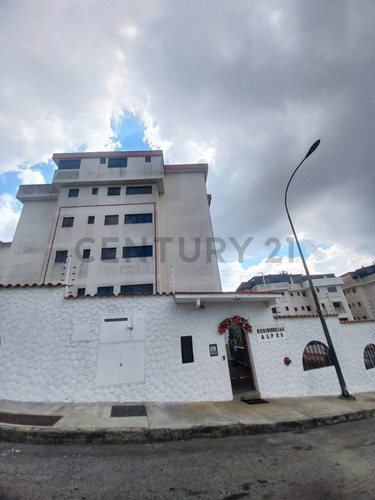 Apartamento En Alquiler Resd Alpes Urb Las Salias San Antonio