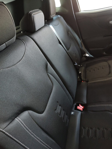 Imagen 23 de 25 de Jeep Renegade Sport 1.8