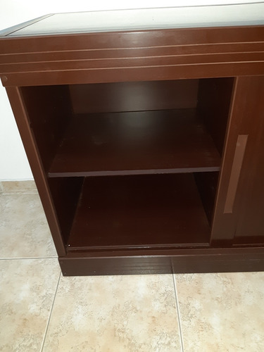 Imagem 5 de 5 de Mesa Com Tampo De Vidro Fumê