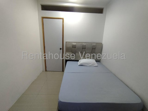 Jg Cod Flex 25-13301 Se Alquila Bello Y Actualizado Apartamento En Santa Monica