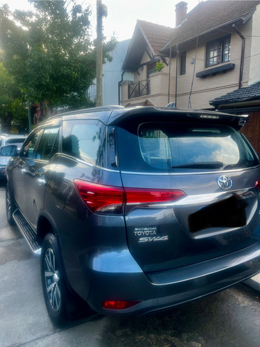 Toyota Sw4 4x4 Automática, Cuero 3 Filas De Asientos
