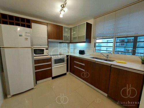 Imagen 3 de 20 de Apartamento De 3 Dormitorios En Suite En Playa Brava, Punta Del Este